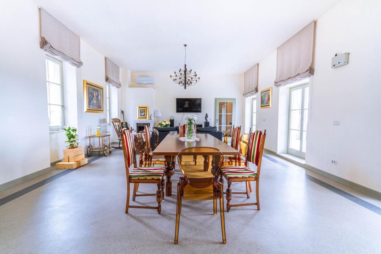 Vila Brinovka Kostanjevica na Krasu Esterno foto